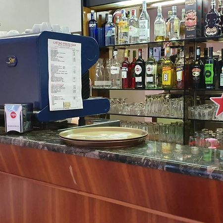 Hotel Eleonora Rimini Extérieur photo
