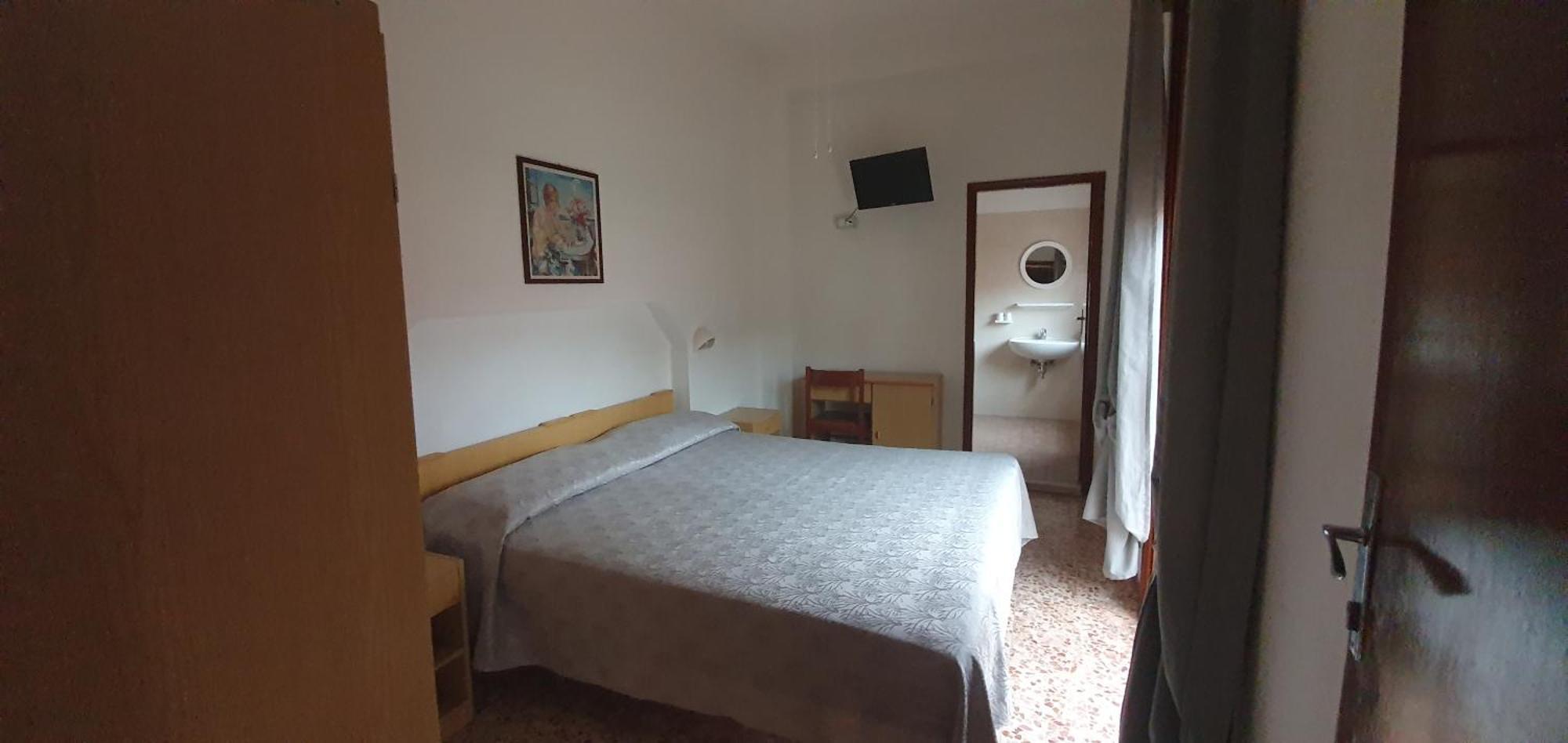 Hotel Eleonora Rimini Extérieur photo